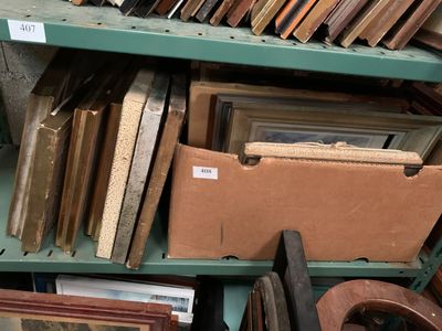 Lot de pièces encadrées