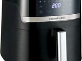 La friteuse à air chaud est équipée d'un écran numérique situé à l'avant.