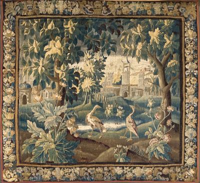 une image d'une tapisserie accrochée au mur d'une pièce
