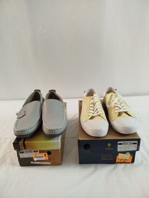 Lot de 2 - FAGUO ET DIVERS - Chaussures Mocassins et Baskets…