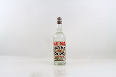 1 bouteille de RAKI OUZO, bouteille intacte, 45° et 100cL.