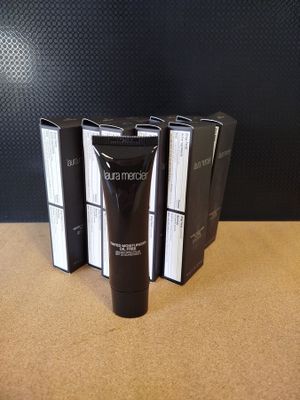 Lot de 10 Crèmes teintées de très grande marque - Teinte : 1…