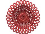plaque décorative en métal rouge, ornée d'un motif circulaire au centre