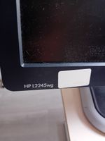 4 écrans HP (3 cordons d'alimentations manquants) (photo 4)