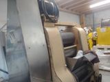 a machine that is sitting in the middle of a room