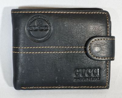 GUCCI Portefeuille en cuir noir