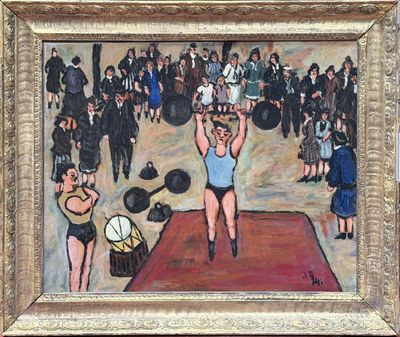 tableau représentant un homme soulevant une barre devant une foule de personnes