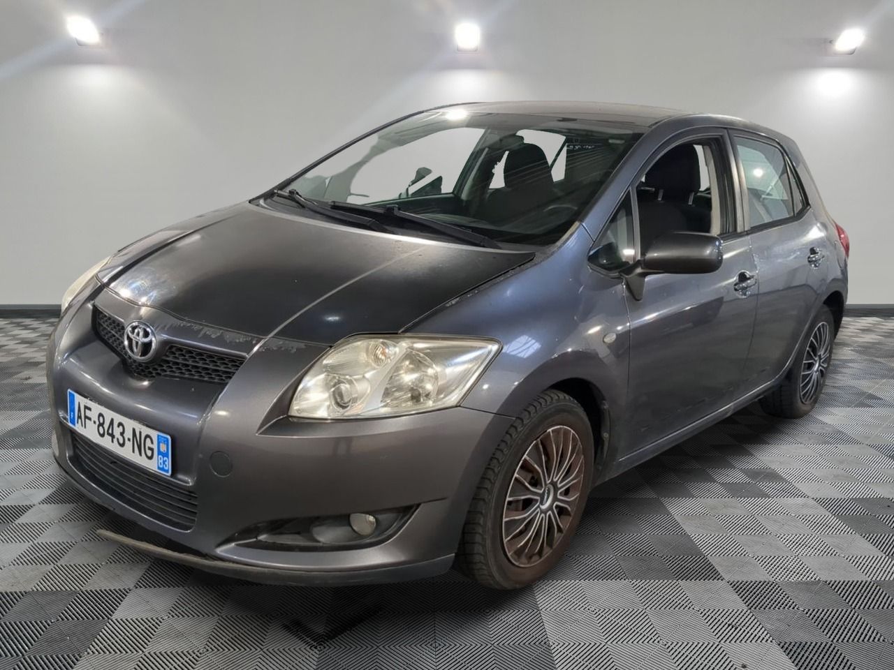 TOYOTA - AURIS 90 D-4D LINÉA LUNA - GO - Mise en service: 04…
