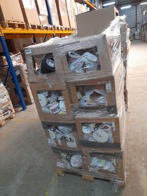 Lot DE Rouleaux DE Rubans Divers Pour Cadeaux ET Emaballages