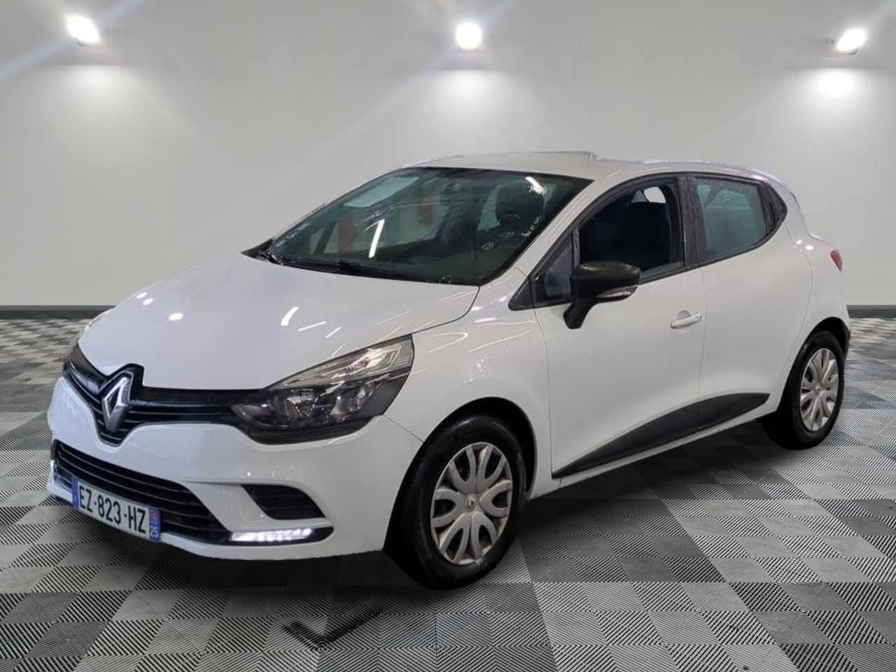 RENAULT - CLIO IV DCI 75 E6C LIFE - GO - Mise en service: 27…