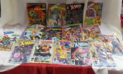 de nombreuses bandes dessinées exposées sur une table