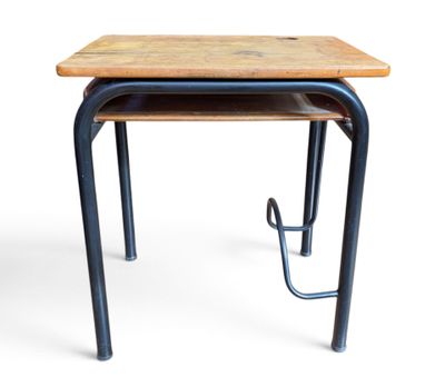 PETIT BUREAU D'ÉCOLIER à plateau en bois et piétement en mét…