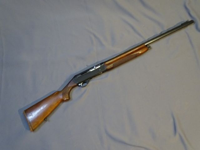 Cat C : AS841/C23/A54354. Fusil semi -automatique Benelli Armi  M...