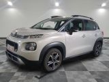 La nouvelle Citroën est garée dans une salle blanche