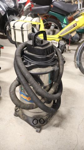 Aspirateur bidon RAPID non testé