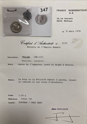 une image représentant une feuille de papier sur laquelle figure l'image d'une pièce de monnaie
