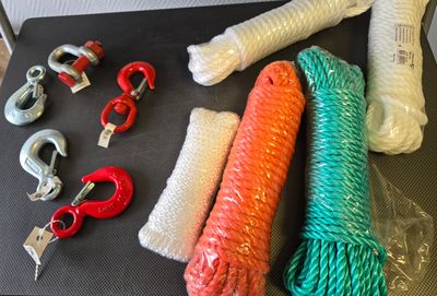 Lot crochets levage, et cordage 10 pièces