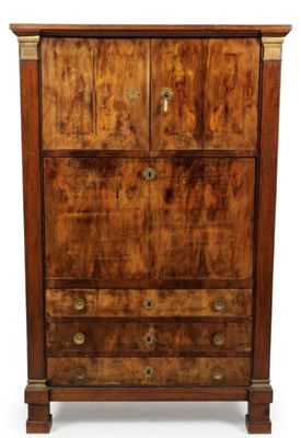 Secrétaire à guillotine en placage d'acajou ouvrant à deux v…