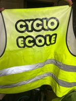 Ensemble de trois gilets jaunes dont deux logoté "Cyclo Ecol… (photo 2)