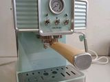 a coffee machine that is sitting on a counter