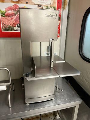 a machine that is sitting on a table in a kitchen