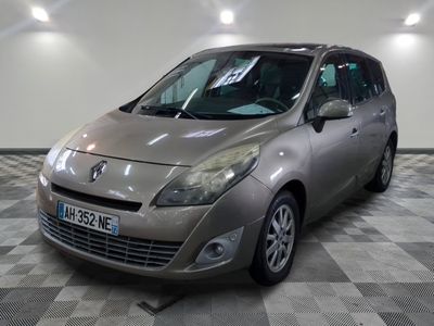 RENAULT - GRAND SCÉNIC III DCI 130 JADE 7 PL - GO - Mise en …