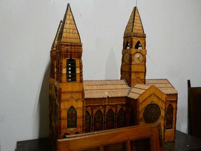 Maquette de cathédrale en allumettes. Première partie du XXè…