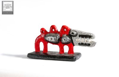 KAJ-FICAJA, Sculpture représentant un chien en papier mâché …