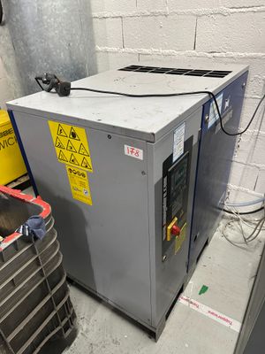 Compresseur de marque Mauguiere MAV151 - Photo 1