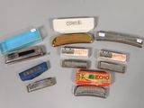 a lot of different types of razors on the table
