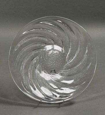 a glass plate with a spiral design on it