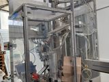 une image d'une machine dans une usine