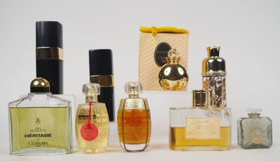 Ensemble de flancons de parfums : - Jean Patou, eau de Joy - Photo 1
