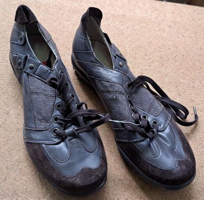 112 / Paire de chaussures - SAN MARINA - Pointure 38 /…