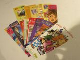 de nombreux livres pour enfants qui se trouvent sur la table