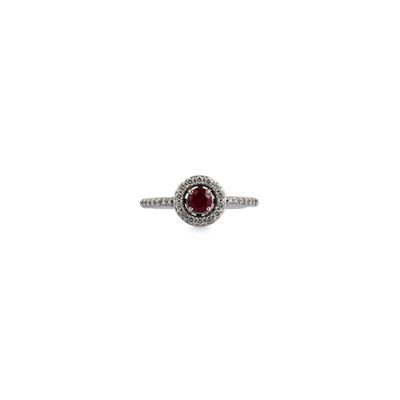 Travail contemporain Bague en or gris 750‰ et rubis rond fac…
