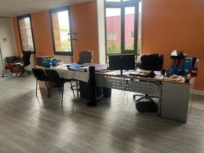 - 2 meubles de rangement stratifié bois