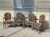Suite de cinq fauteuils à dossier violonné en cabriolet, en … (photo 3)