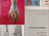 plusieurs livres illustrés de vases et sur lesquels figurent des vases