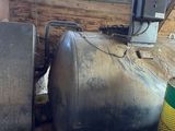 a tank and other items in a room