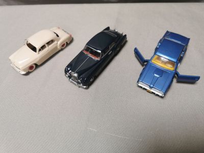 DINKY TOYS GB FORD Mercury Cougar bleue, Réf. 174.