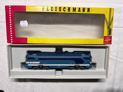 FLEISCHMANN – Locomotive BB 68001 SNCF en livrée bleu et blanc – Réf 1 - Photo 1