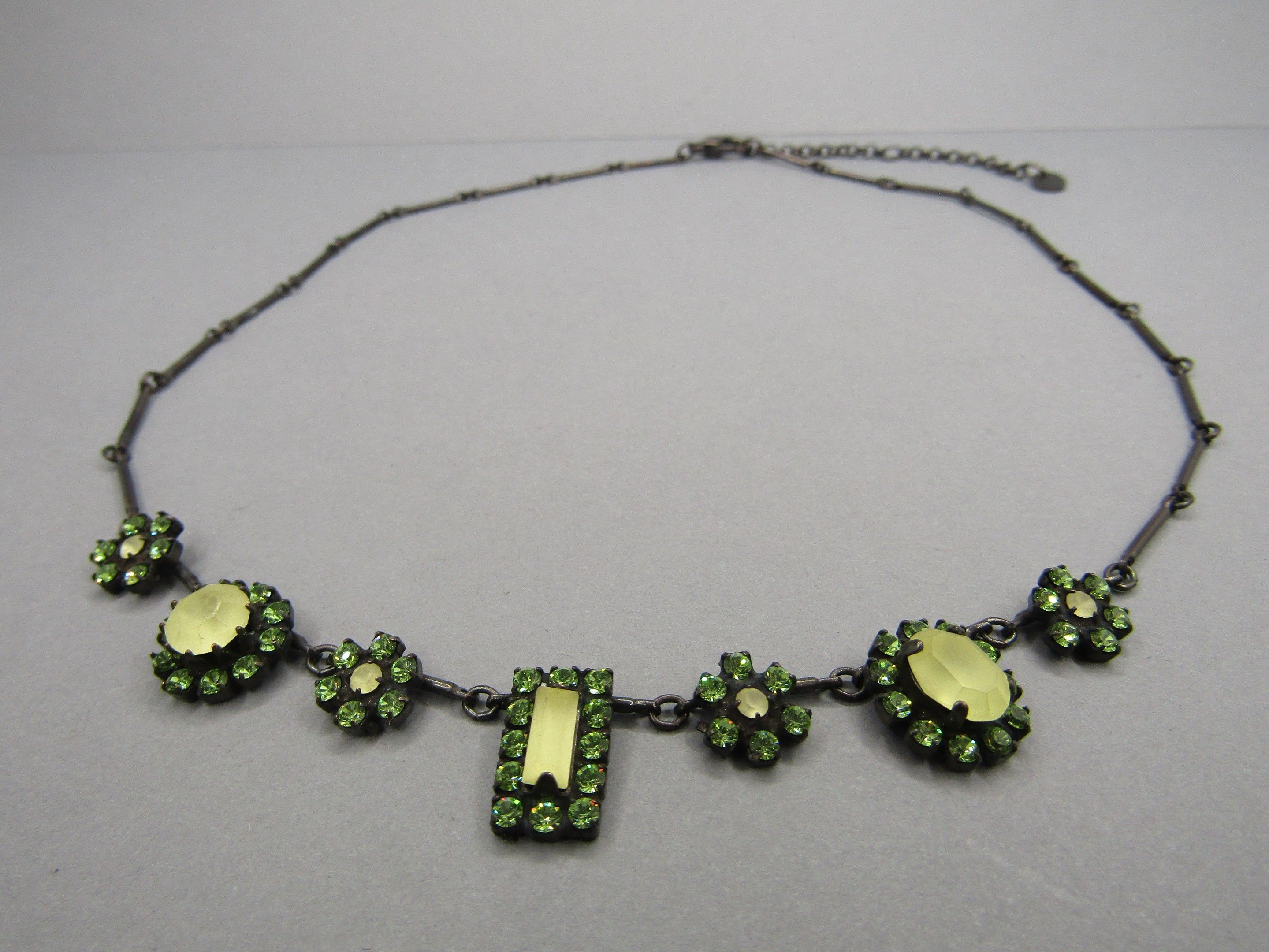 Bijoux & Pierres Précieuses