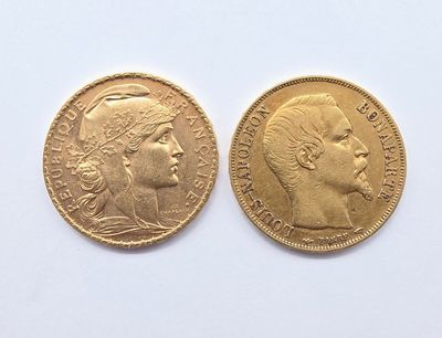 deux pièces d'or représentant le visage d'une femme et la tête d'un homme