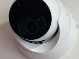a camera that is sitting on top of a table