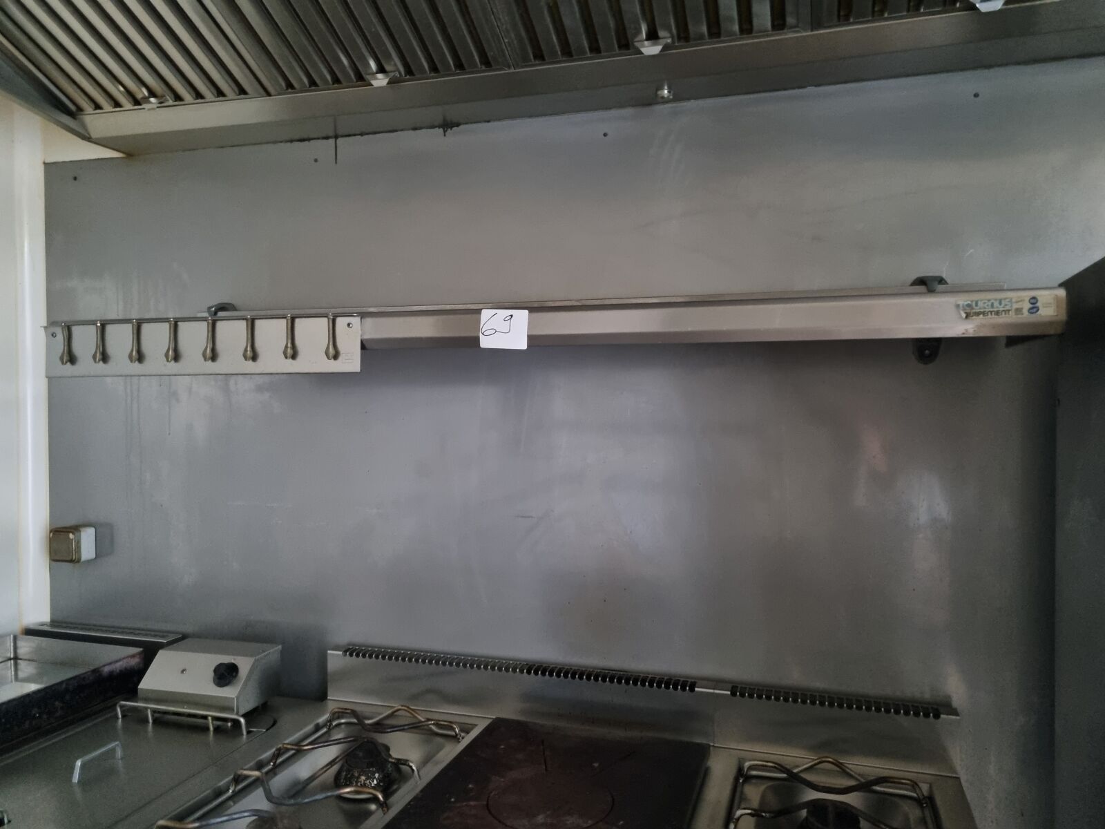 1 étagère murale inox + attache menu (150x40cm)