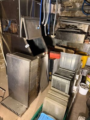 an image of a kitchen with a bunch of appliances in it