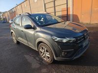 DACIA SANDERO STEPWAY CONFORT TCE 90-22 - Genre : VP - Carro… (photo 2)