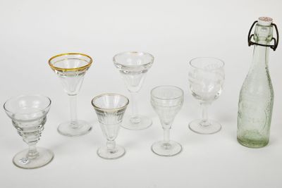 Six verres bistrot, variant de modèle.