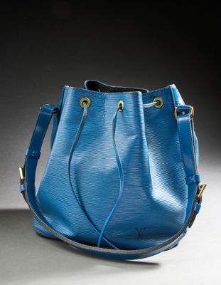 louis vuitton bucket bag in blue epi leather